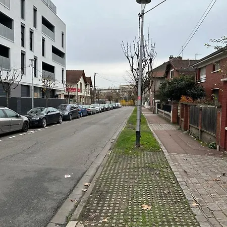 Appartement Agreable 3 Pieces Avec Parking Proche Gare Et Paris By Immo Kit La Courneuve