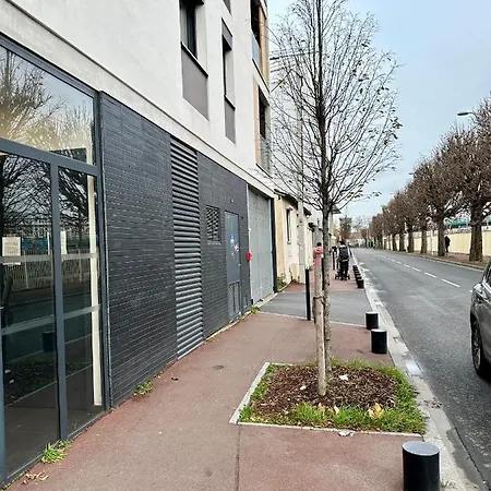 Agreable 3 Pieces Avec Parking Proche Gare Et Paris By Immo Kit * La Courneuve
